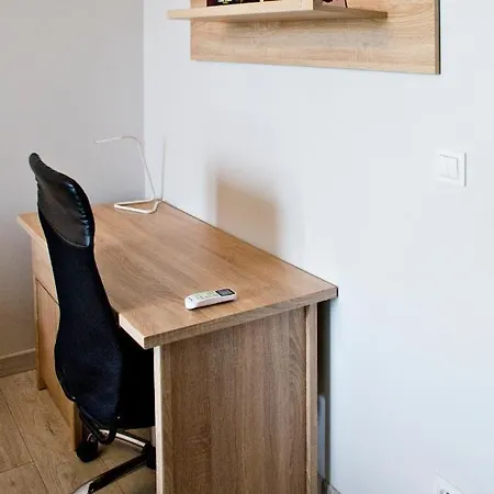 Cybernetyki 6b Serviced Apartmán