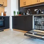 Apartment Cybernetyki 6b Serviced Warschau